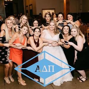 Meet your Posher, Casey